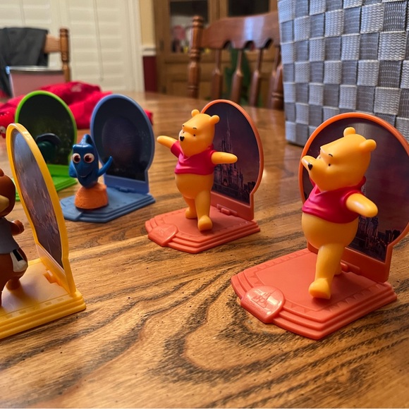 Disney happy meal toys - Picture 4 of 6